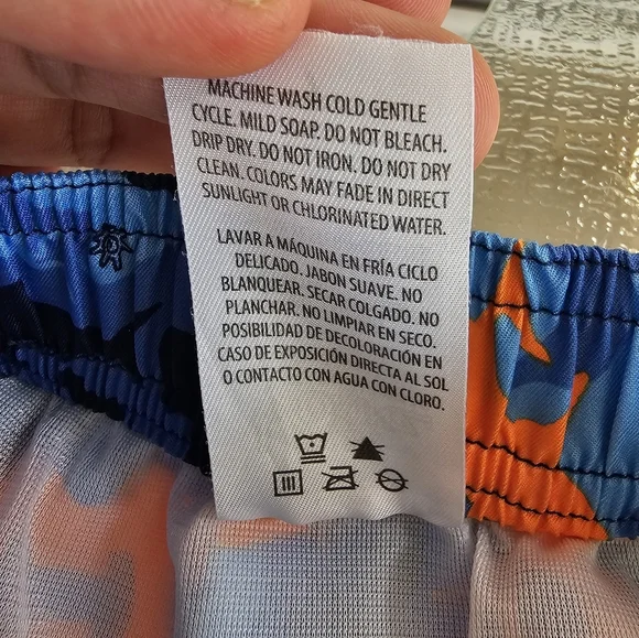 UV Skinz Kids Swim Set Orange Shark Rash Guard Board Shorts Hat UPF50 Beach - Picture 9 of 9